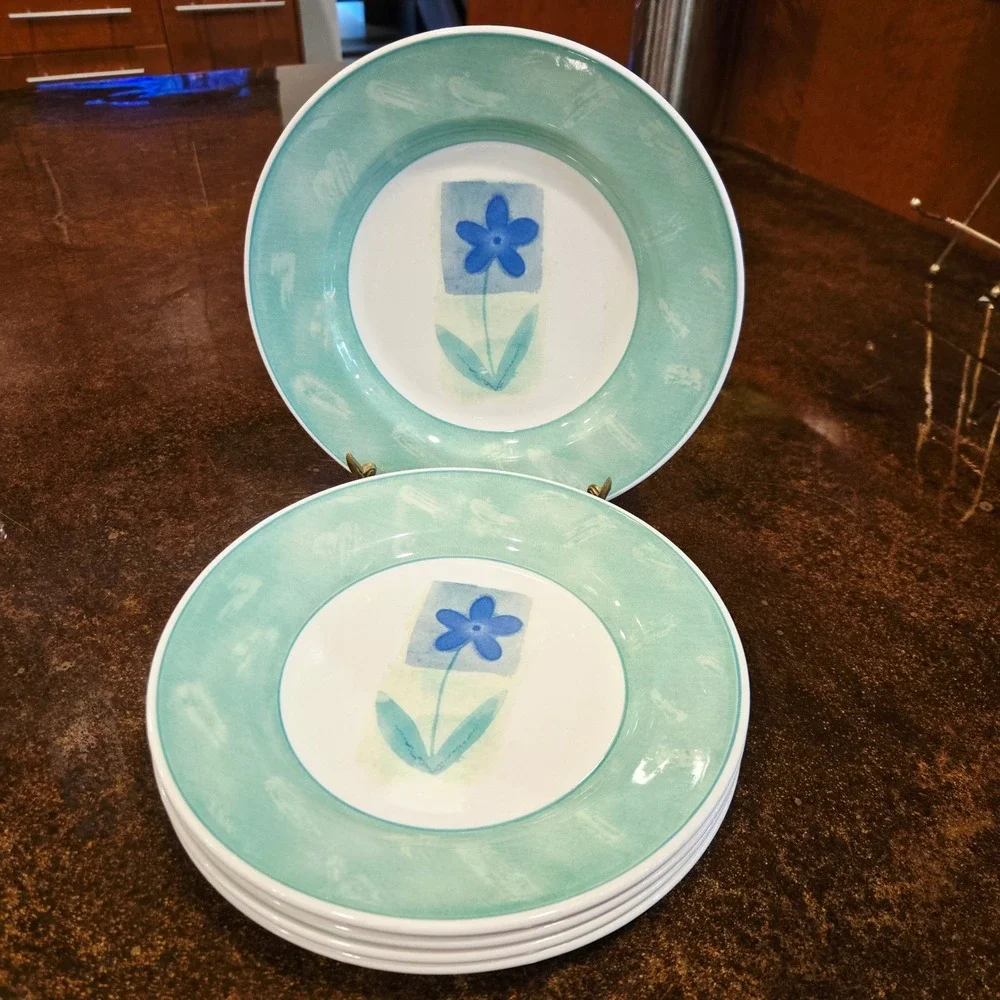 Pier 1 Salad Dessert Plates Angleterre Periwinkle Set of 5 Floral 8